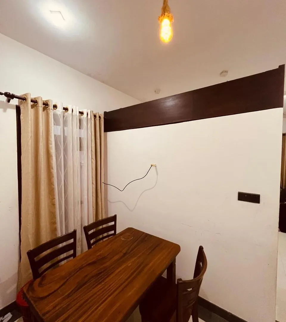Rael Residence 尼甘布